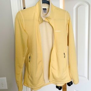 Patagonia women’s R1 waffle jacket large